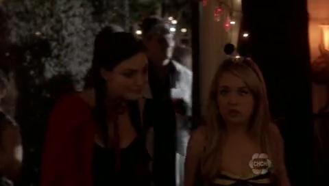 VampireDiariesWorld-dot-org_TheSecretCircle-S01E07-1671.jpg