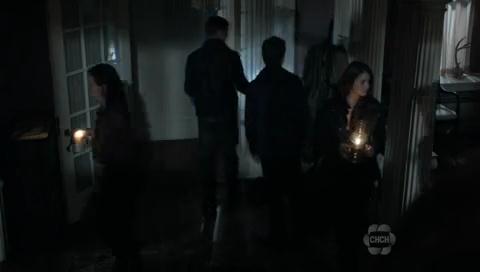 VampireDiariesWorld-dot-org_TheSecretCircle-S01E08-0655.jpg