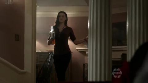 VampireDiariesWorld-dot-org_TheSecretCircle-S01E08-0804.jpg