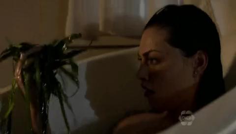 VampireDiariesWorld-dot-org_TheSecretCircle-S01E08-0927.jpg