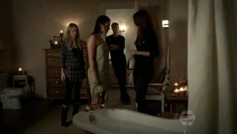 VampireDiariesWorld-dot-org_TheSecretCircle-S01E08-0956.jpg