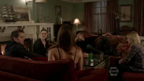 VampireDiariesWorld-dot-org_TheSecretCircle-S01E08-1211.jpg
