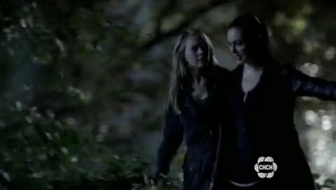 VampireDiariesWorld-dot-org_TheSecretCircle-S01E08-1759.jpg