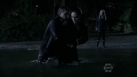 VampireDiariesWorld-dot-org_TheSecretCircle-S01E08-1897.jpg