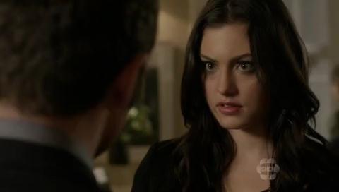 VampireDiariesWorld-dot-org_TheSecretCircle-S01E09-1604.jpg