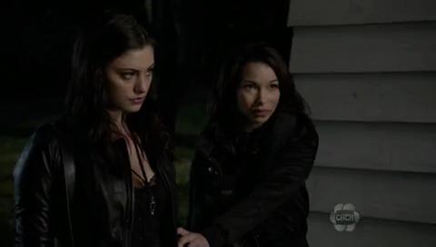 VampireDiariesWorld-dot-org_TheSecretCircle-S01E10-1076.jpg