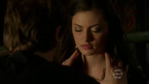 VampireDiariesWorld-dot-org_TheSecretCircle-S01E10-1249.jpg