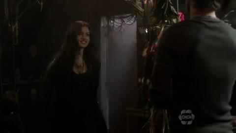 VampireDiariesWorld-dot-org_TheSecretCircle-S01E10-2214.jpg