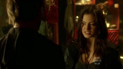 VampireDiariesWorld-dot-org_TheSecretCircle-S01E11-0915.jpg