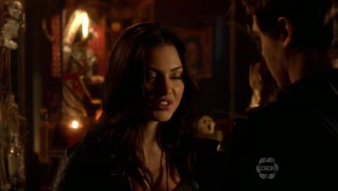 VampireDiariesWorld-dot-org_TheSecretCircle-S01E11-0987.jpg