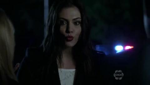VampireDiariesWorld-dot-org_TheSecretCircle-S01E11-2063.jpg