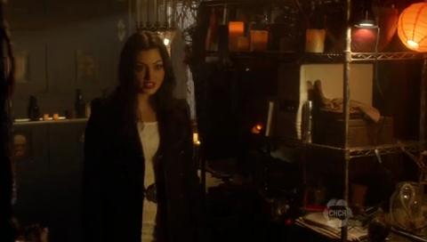 VampireDiariesWorld-dot-org_TheSecretCircle-S01E11-2206.jpg