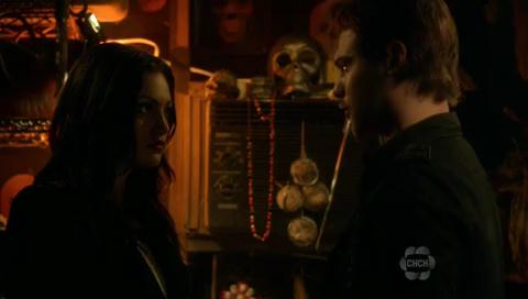 VampireDiariesWorld-dot-org_TheSecretCircle-S01E11-2217.jpg