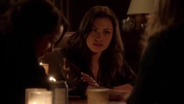 VampireDiariesWorld-dot-org_TheSecretCircle-S01E14-1178.jpg