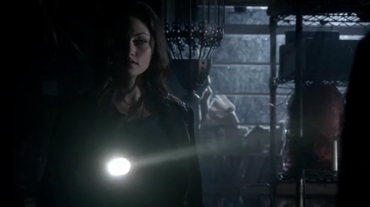 VampireDiariesWorld-dot-org_TheSecretCircle-S01E17-0660.jpg