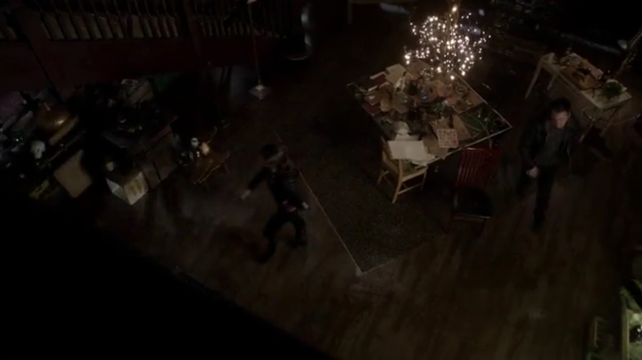 VampireDiariesWorld-dot-org_TheSecretCircle-S01E18-0916.jpg