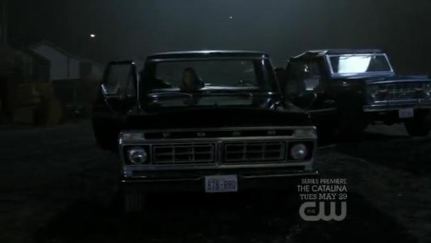 VampireDiariesWorld-dot-org_TheSecretCircle-S01E19-0976.jpg