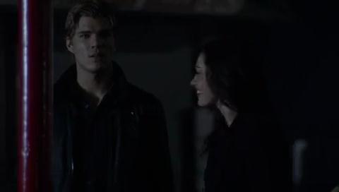 VampireDiariesWorld-dot-org_TheSecretCircle-S01E20-1914.jpg