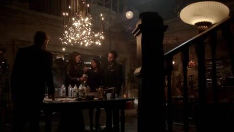 VampireDiariesWorld-dot-org_TheSecretCircle-S01E21-0860.jpg