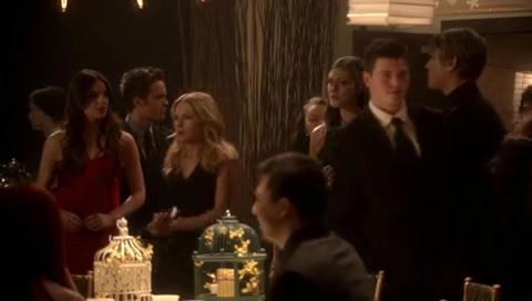 VampireDiariesWorld-dot-org_TheSecretCircle-S01E21-1049.jpg