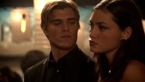 VampireDiariesWorld-dot-org_TheSecretCircle-S01E21-1573.jpg