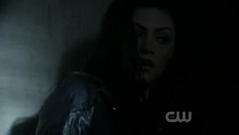 VampireDiariesWorld-dot-org_TheSecretCircle-S01E22-0624.jpg