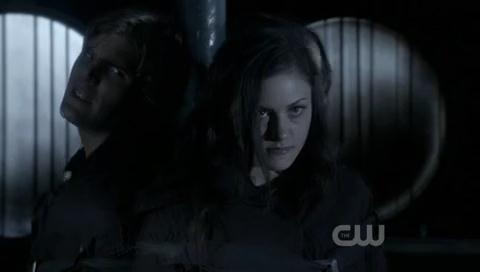 VampireDiariesWorld-dot-org_TheSecretCircle-S01E22-1243.jpg