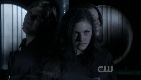 VampireDiariesWorld-dot-org_TheSecretCircle-S01E22-1244.jpg