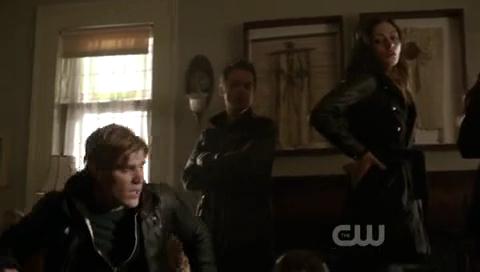 VampireDiariesWorld-dot-org_TheSecretCircle-S01E22-1804.jpg