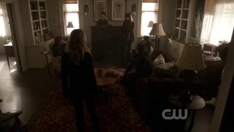 VampireDiariesWorld-dot-org_TheSecretCircle-S01E22-1828.jpg