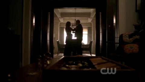 VampireDiariesWorld-dot-org_TheSecretCircle-S01E22-1889.jpg