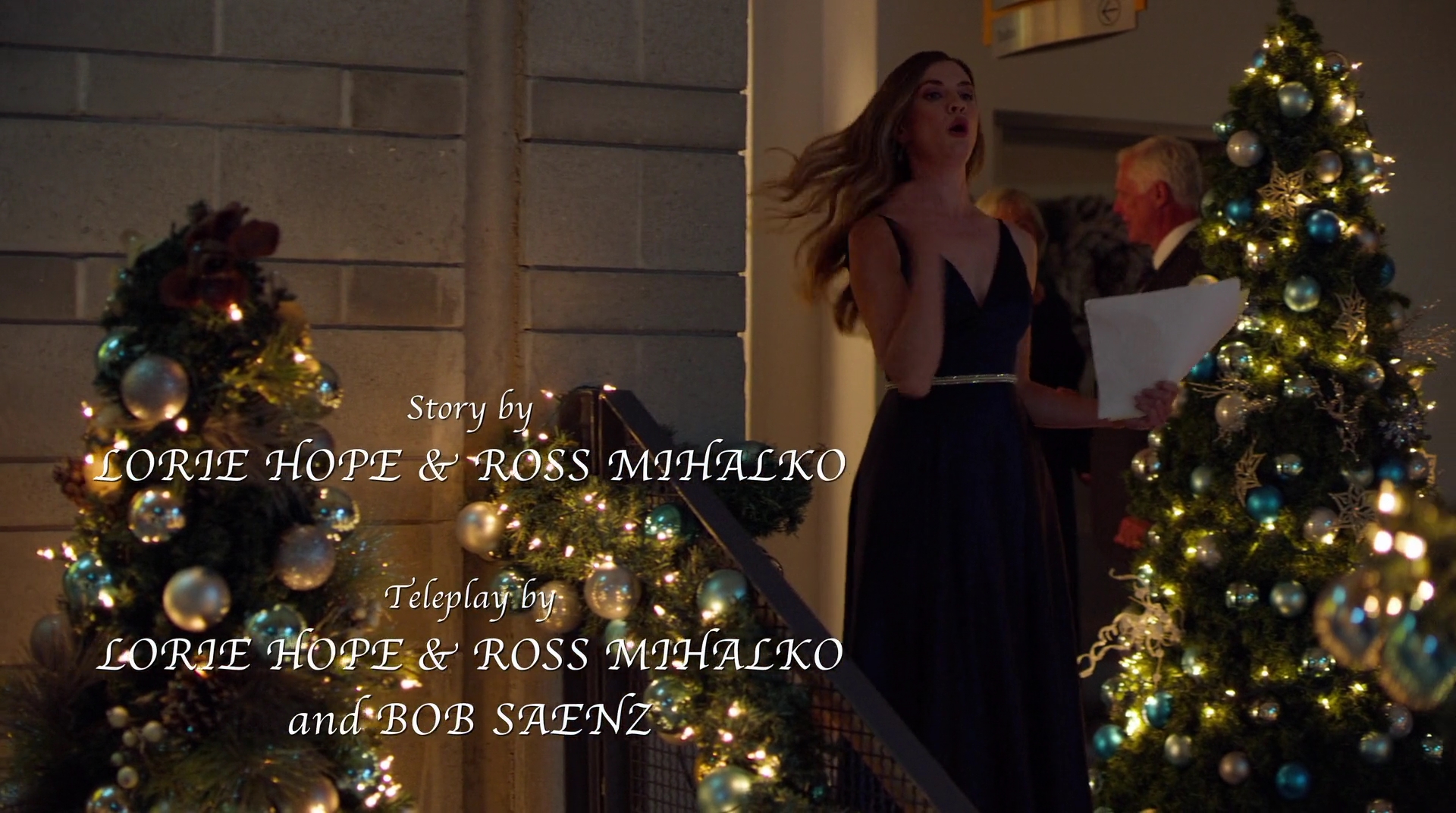 VampireDiariesWorld-dot-nl_AChristmasStar0113.jpg