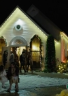 vampirediariesworld-dot-nl_ChristmasAtTheGoldenDragon3293.jpg