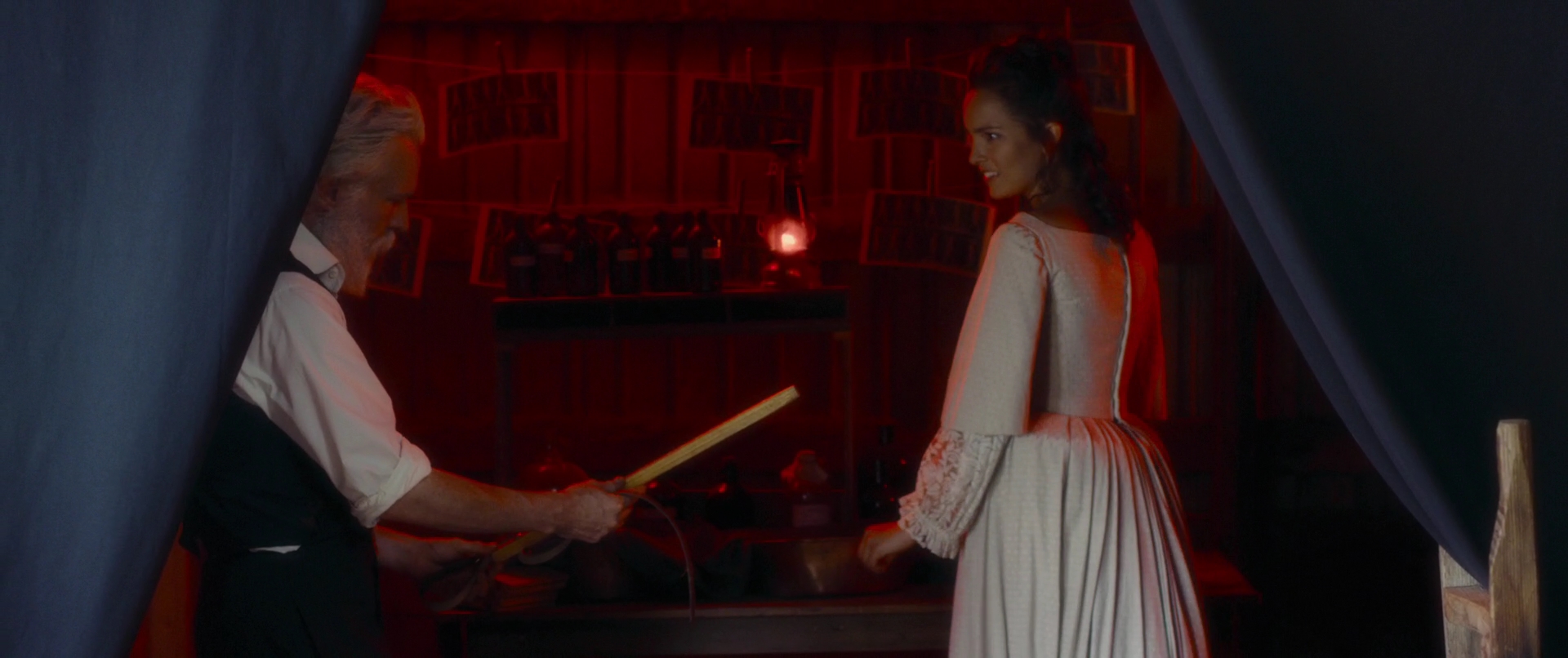 VampireDiariesWorld-dot-NL_Eadweard4039.jpg