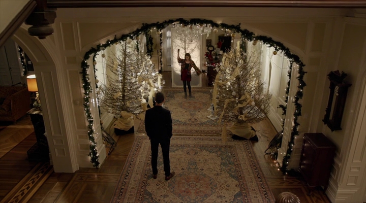 VampireDiariesWorld-dot-nl_TheChristmasTemp2873.jpg