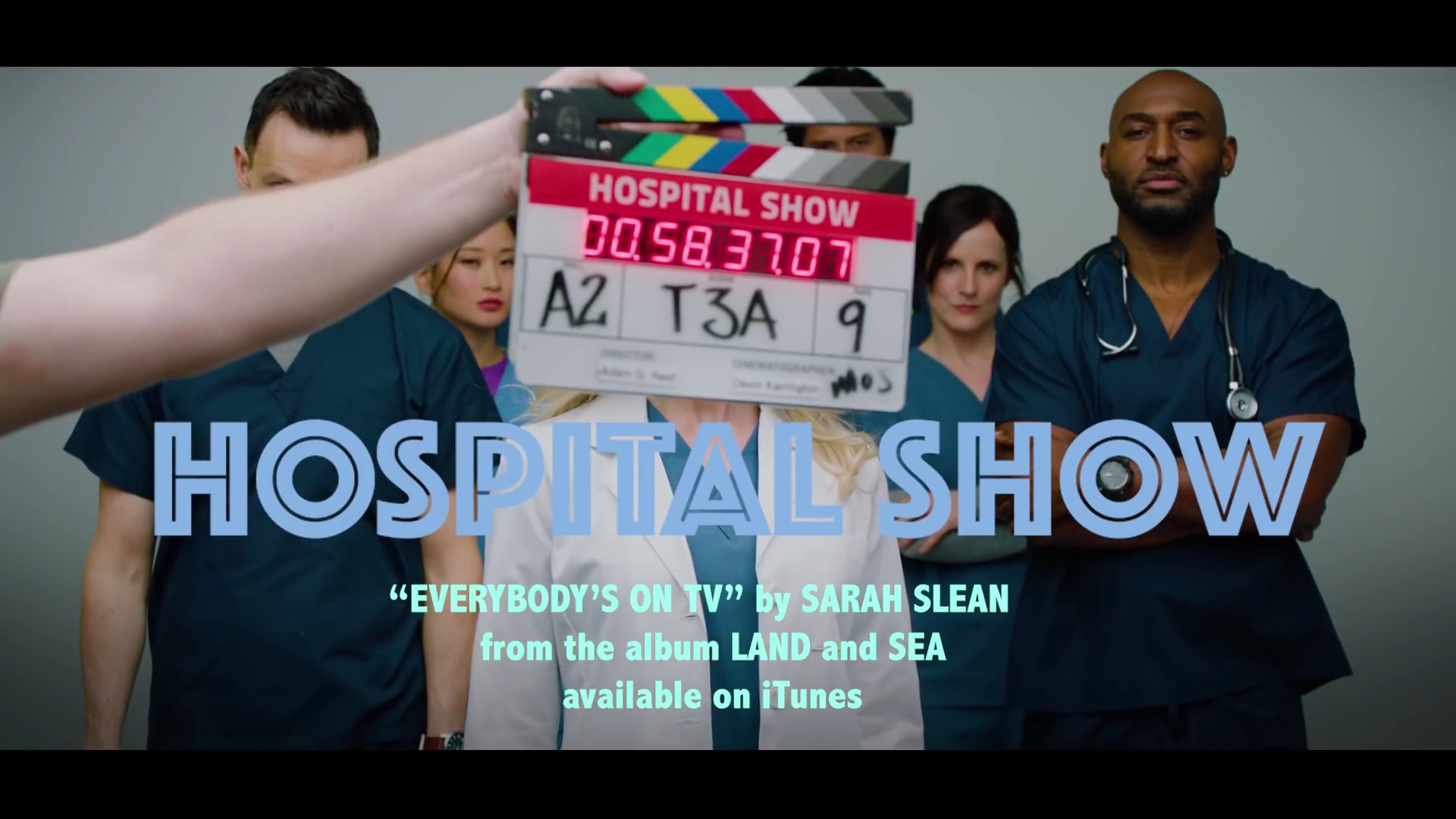 VampireDiariesWorld-dot-NL_HospitalShow-trailer0894.jpg