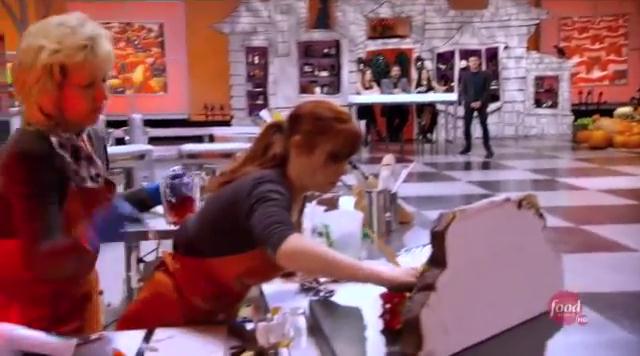 VampireDiariesWorld-dot-org_HalloweenWars-2x04-0697.jpg