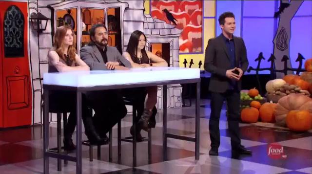 VampireDiariesWorld-dot-org_HalloweenWars-2x04-1012.jpg