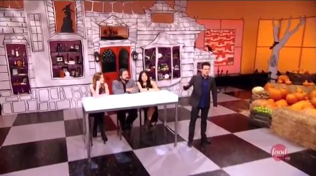 VampireDiariesWorld-dot-org_HalloweenWars-2x04-1290.jpg