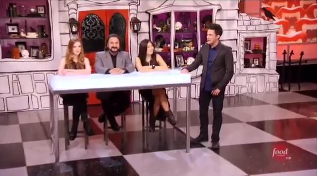 VampireDiariesWorld-dot-org_HalloweenWars-2x04-1540.jpg