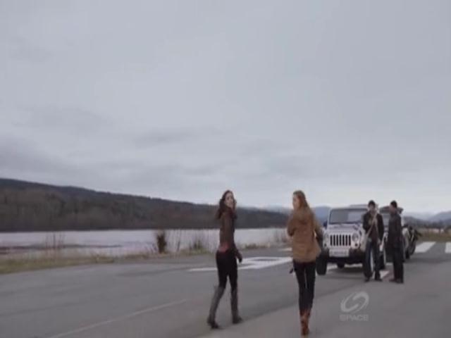 VampireDiariesWorld-dot-org_PrimevalNewWorldS01E03-0218.jpg