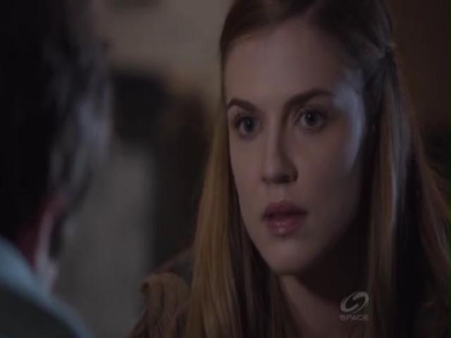 VampireDiariesWorld-dot-org_PrimevalNewWorldS01E03-1810.jpg