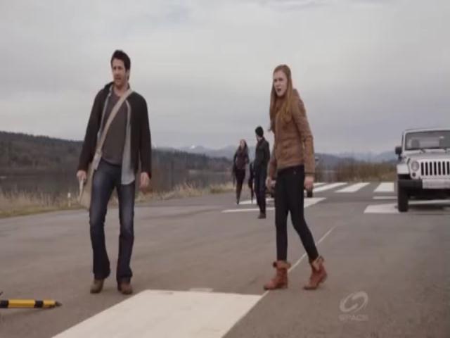 VampireDiariesWorld-dot-org_PrimevalNewWorldS01E03-2483.jpg