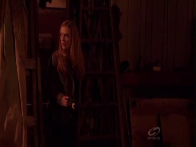 VampireDiariesWorld-dot-org_PrimevalNewWorldS01E04-2050.jpg