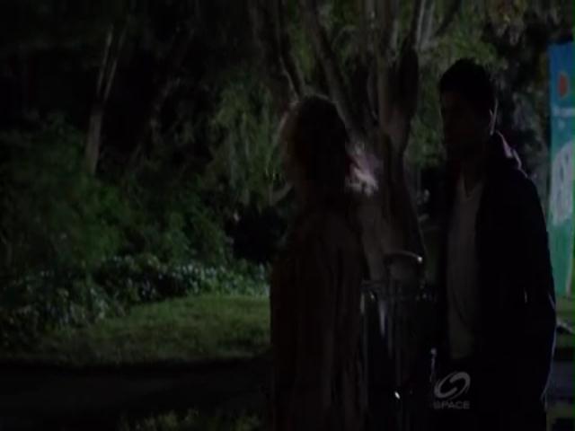 VampireDiariesWorld-dot-org_PrimevalNewWorldS01E05-0492.jpg