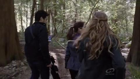 VampireDiariesWorld-dot-org_PrimevalNewWorld-1x07-1154.jpg