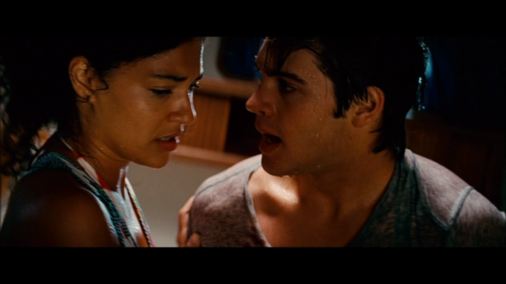 VampireDiariesWorld-dot-org_Pirahna3d01451.png