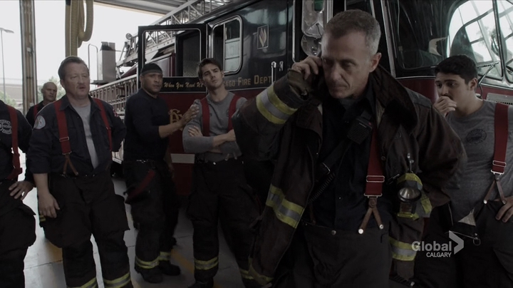 VampireDiariesWorld_dot_nl-ChigagoFire4x04-0826.jpg