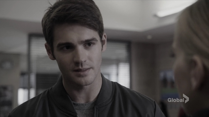 vampirediariesworld_dot_nl-ChigagoFire4x10-1591.jpg