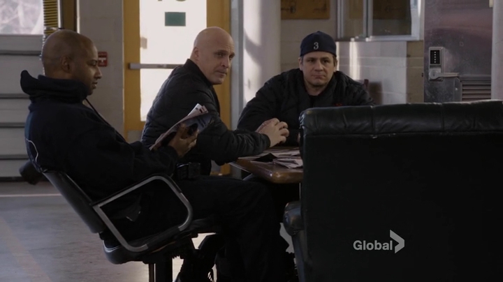 VampireDiariesWorld_dot_nl-ChigagoFire4x14-0673.jpg